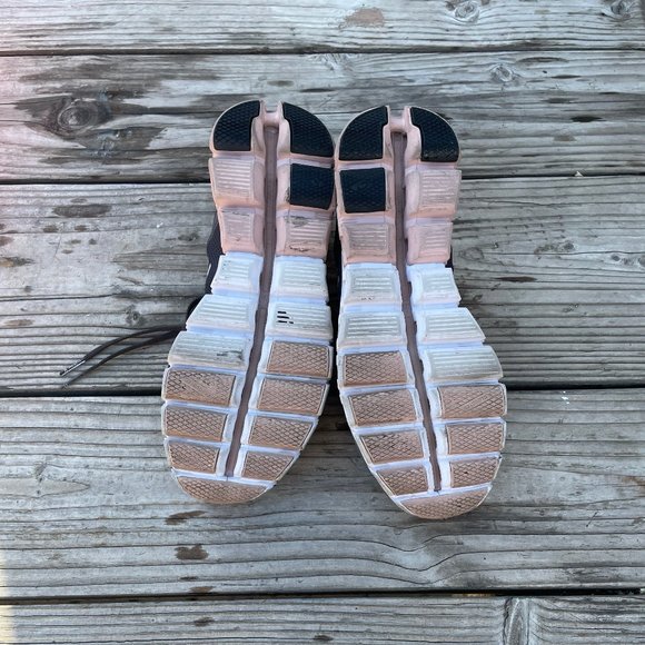 Women OnCloud On Cloud Cloudflow Running Shoes Sneakers - Picture 8 of 8